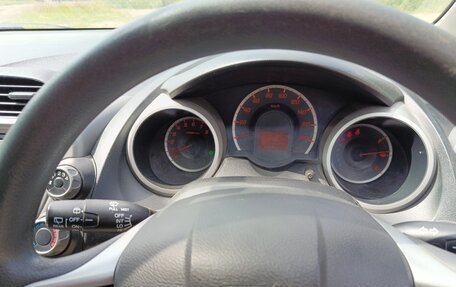 Honda Fit III, 2010 год, 755 000 рублей, 11 фотография