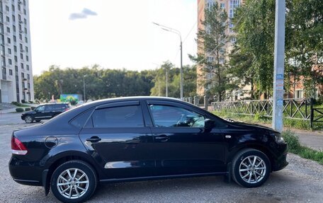 Volkswagen Polo VI (EU Market), 2011 год, 1 200 000 рублей, 2 фотография