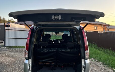 Nissan Serena III, 2010 год, 1 170 000 рублей, 12 фотография