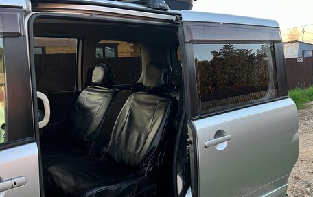 Nissan Serena III, 2010 год, 1 170 000 рублей, 17 фотография