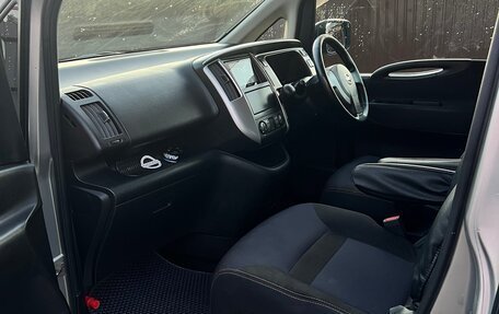 Nissan Serena III, 2010 год, 1 170 000 рублей, 20 фотография