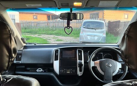 Nissan Serena III, 2010 год, 1 170 000 рублей, 21 фотография
