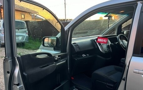 Nissan Serena III, 2010 год, 1 170 000 рублей, 19 фотография
