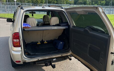 Toyota RAV4, 2004 год, 1 050 000 рублей, 9 фотография