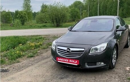 Opel Insignia II рестайлинг, 2010 год, 650 000 рублей, 3 фотография