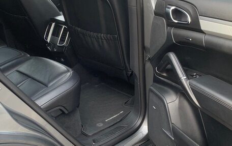 Porsche Cayenne III, 2014 год, 2 650 000 рублей, 27 фотография