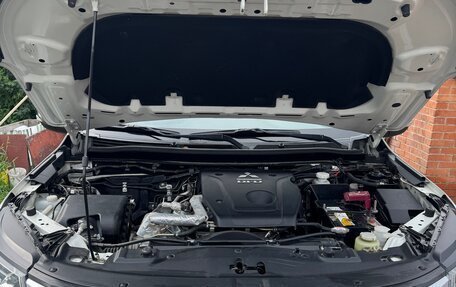 Mitsubishi L200 IV рестайлинг, 2019 год, 2 790 000 рублей, 10 фотография