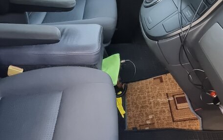 Volkswagen Multivan T5, 2009 год, 2 000 000 рублей, 3 фотография