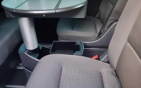 Volkswagen Multivan T5, 2009 год, 2 000 000 рублей, 11 фотография