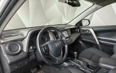 Toyota RAV4, 2017 год, 2 055 000 рублей, 14 фотография