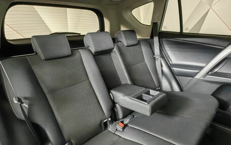 Toyota RAV4, 2017 год, 2 055 000 рублей, 13 фотография