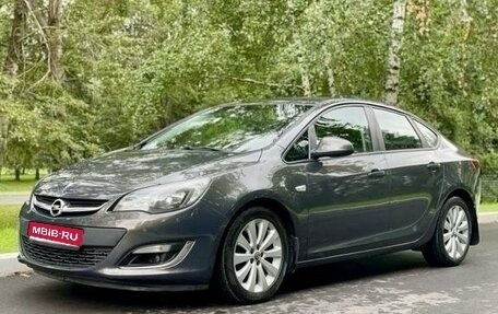 Opel Astra J, 2013 год, 750 000 рублей, 1 фотография