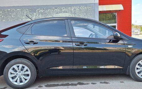 Hyundai Solaris II рестайлинг, 2021 год, 1 740 000 рублей, 8 фотография