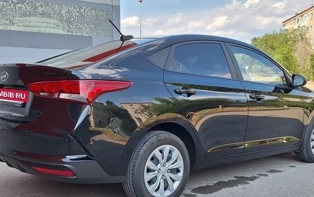 Hyundai Solaris II рестайлинг, 2021 год, 1 740 000 рублей, 7 фотография