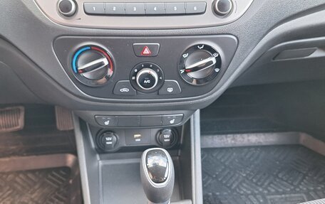Hyundai Solaris II рестайлинг, 2021 год, 1 740 000 рублей, 23 фотография