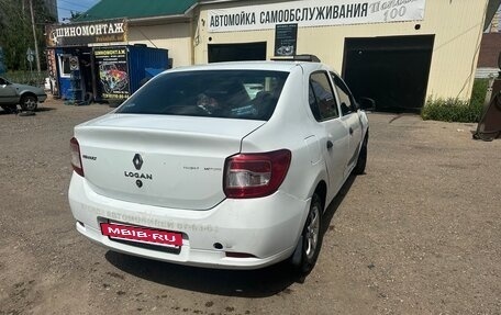 Renault Logan II, 2018 год, 650 000 рублей, 3 фотография