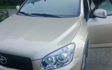 Toyota RAV4, 2006 год, 950 000 рублей, 8 фотография