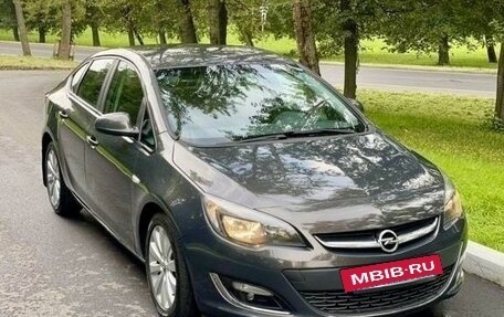 Opel Astra J, 2013 год, 750 000 рублей, 6 фотография