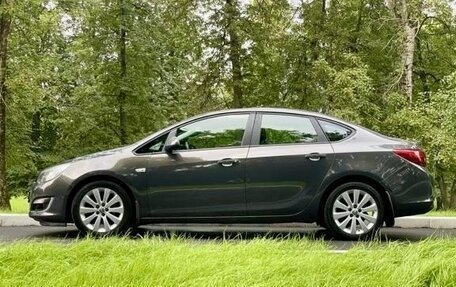 Opel Astra J, 2013 год, 750 000 рублей, 13 фотография