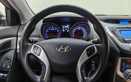 Hyundai Avante, 2012 год, 777 000 рублей, 11 фотография
