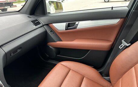 Mercedes-Benz C-Класс, 2010 год, 1 850 000 рублей, 9 фотография