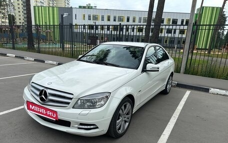 Mercedes-Benz C-Класс, 2010 год, 1 850 000 рублей, 2 фотография