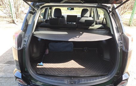 Toyota RAV4, 2017 год, 2 300 000 рублей, 8 фотография