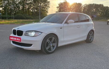 BMW 1 серия, 2009 год, 750 000 рублей, 3 фотография