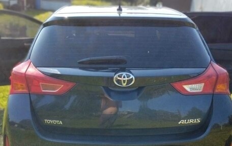 Toyota Auris II, 2013 год, 1 250 000 рублей, 2 фотография