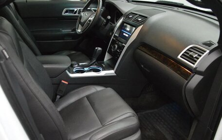 Ford Explorer VI, 2014 год, 2 265 000 рублей, 10 фотография