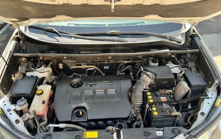 Toyota RAV4, 2013 год, 2 050 000 рублей, 23 фотография