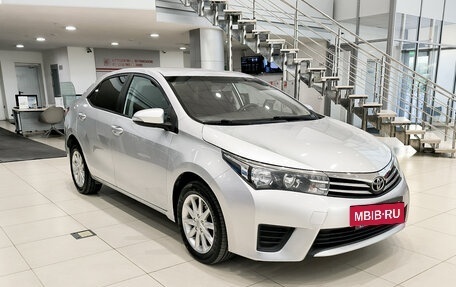 Toyota Corolla, 2013 год, 1 050 000 рублей, 3 фотография