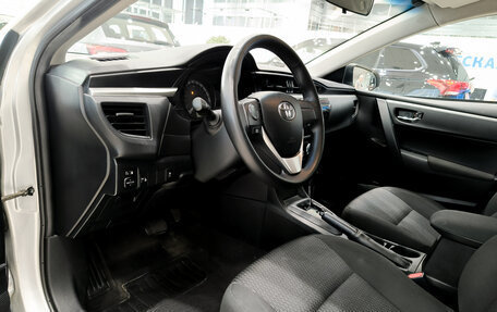 Toyota Corolla, 2013 год, 1 050 000 рублей, 20 фотография