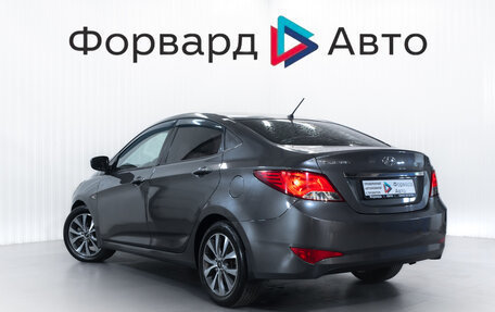 Hyundai Solaris II рестайлинг, 2015 год, 999 000 рублей, 5 фотография