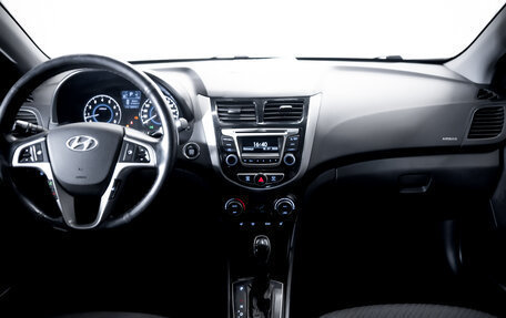 Hyundai Solaris II рестайлинг, 2015 год, 999 000 рублей, 13 фотография