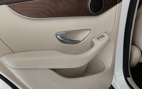 Mercedes-Benz GLC, 2017 год, 4 970 000 рублей, 23 фотография
