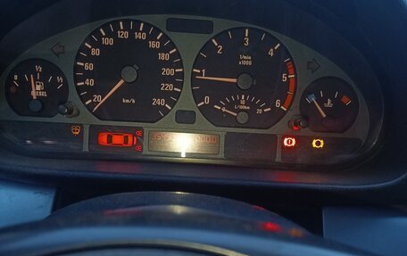 BMW 3 серия, 2001 год, 445 555 рублей, 7 фотография