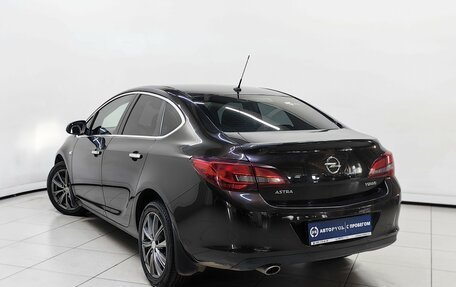 Opel Astra J, 2013 год, 711 000 рублей, 2 фотография