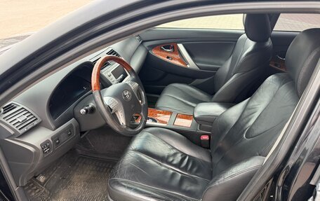 Toyota Camry, 2010 год, 1 100 000 рублей, 9 фотография
