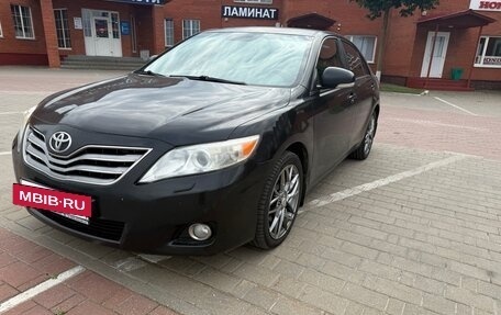 Toyota Camry, 2010 год, 1 100 000 рублей, 2 фотография