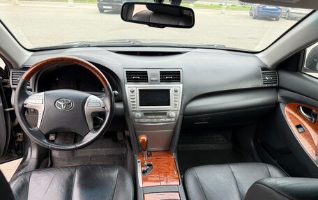 Toyota Camry, 2010 год, 1 100 000 рублей, 11 фотография