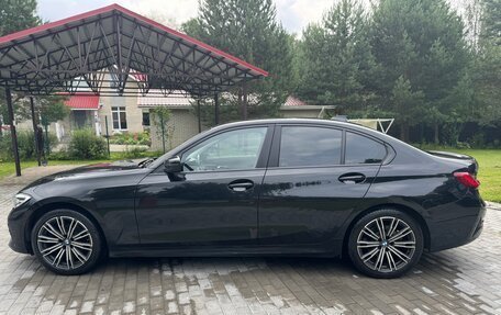 BMW 3 серия, 2020 год, 2 050 000 рублей, 2 фотография