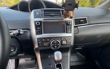 Toyota Verso I, 2013 год, 1 349 000 рублей, 15 фотография