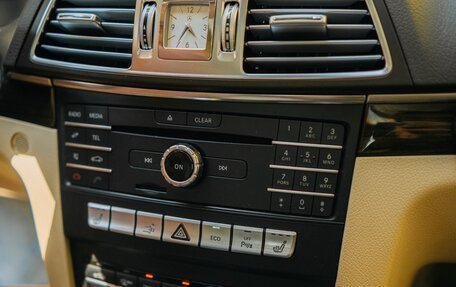 Mercedes-Benz E-Класс, 2015 год, 2 850 000 рублей, 23 фотография