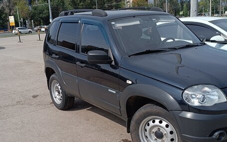 Chevrolet Niva I рестайлинг, 2011 год, 490 000 рублей, 2 фотография