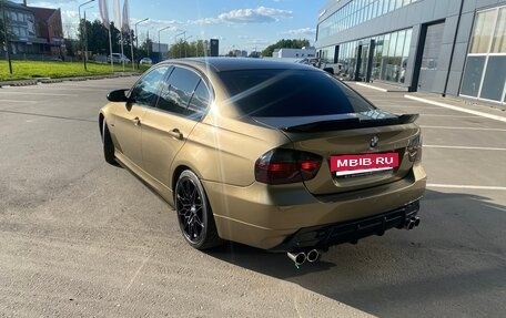 BMW 3 серия, 2006 год, 1 150 000 рублей, 14 фотография