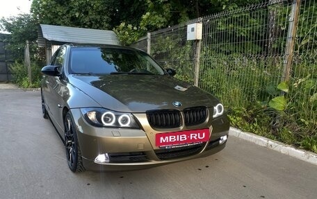 BMW 3 серия, 2006 год, 1 150 000 рублей, 2 фотография