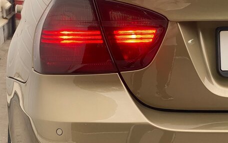 BMW 3 серия, 2006 год, 1 150 000 рублей, 24 фотография