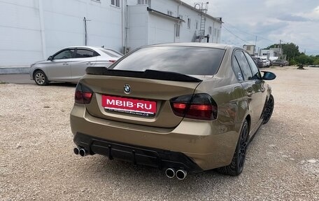 BMW 3 серия, 2006 год, 1 150 000 рублей, 20 фотография
