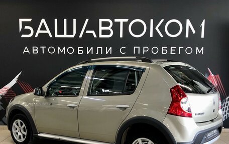 Renault Sandero I, 2012 год, 550 000 рублей, 2 фотография